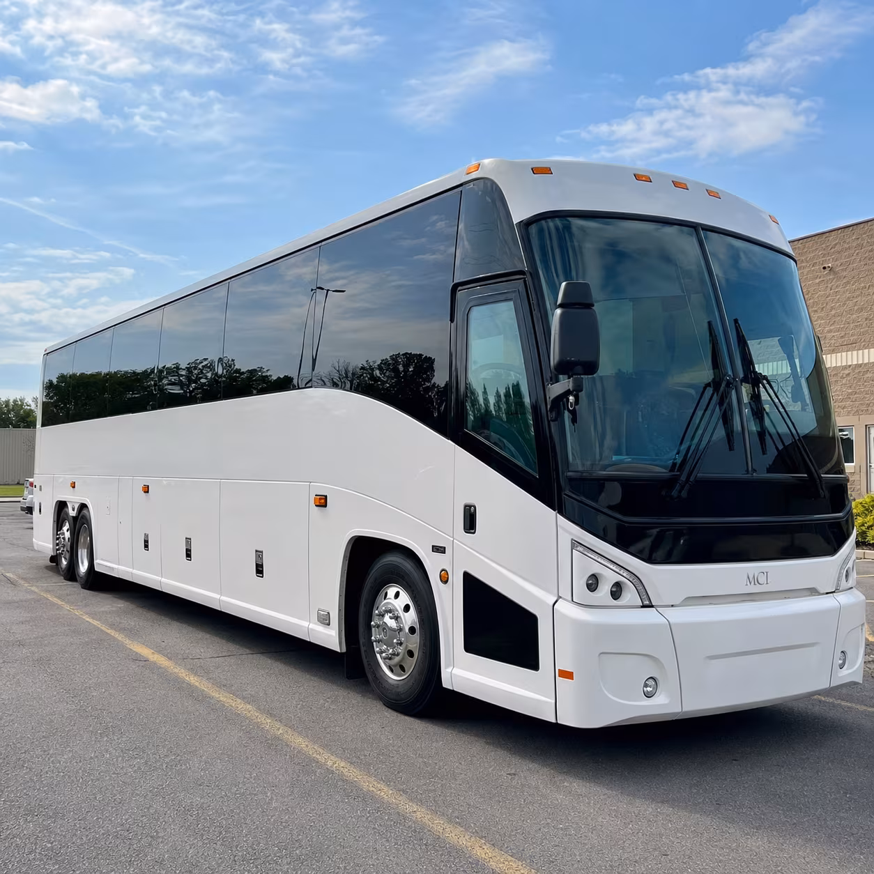 airport transfers and executive shuttles to and from rsw