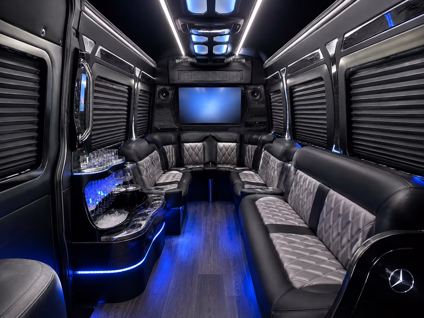 fortmyerscharterbusservices com puts rsw airport pickups into your wedding weekend plan